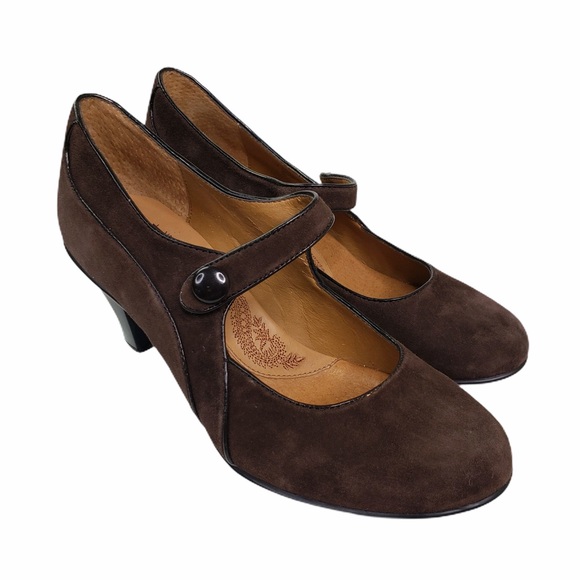 sofft mary jane shoes